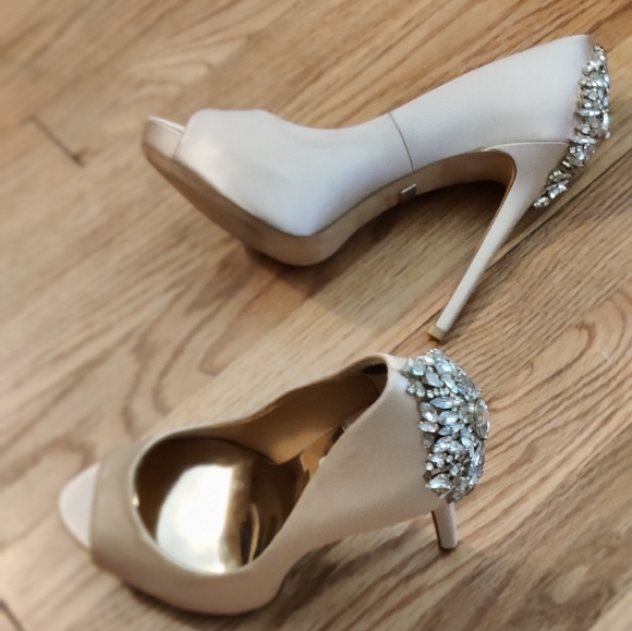 Badgley Mischka Kiara platform heels, sz 8 - Picture 6 of 9